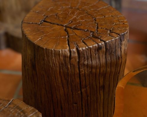 đôn gỗ lũa nguyên khối